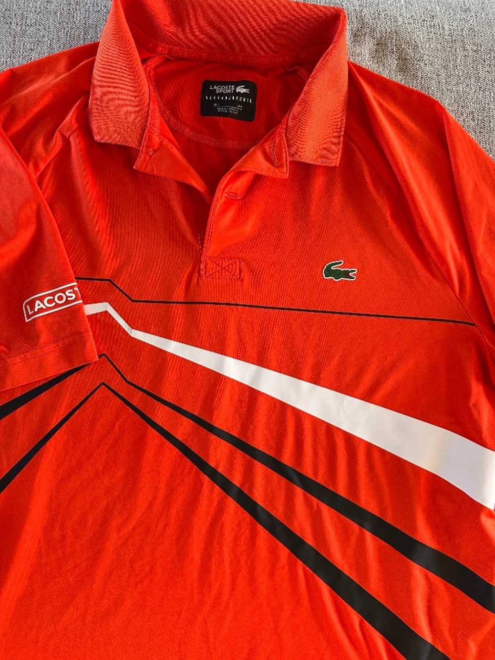 Lacoste Men’s Novak Djokovic Ultra Dry Graphic Tennis Polo Large